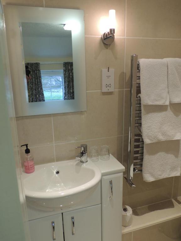 Surrone Guest House 葛特纳格林 客房 照片