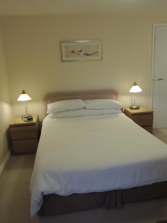Surrone Guest House 葛特纳格林 客房 照片