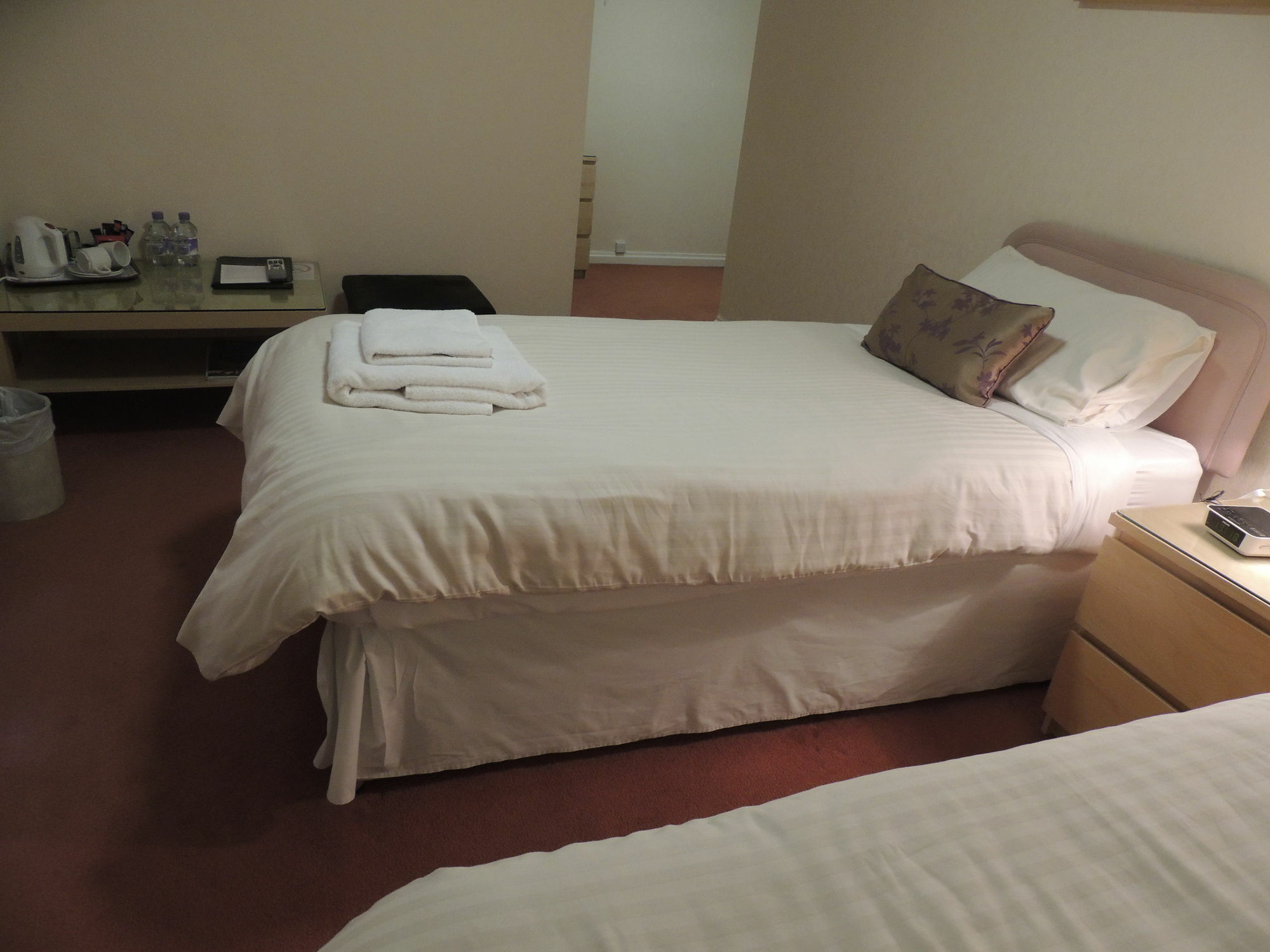 Surrone Guest House 葛特纳格林 外观 照片